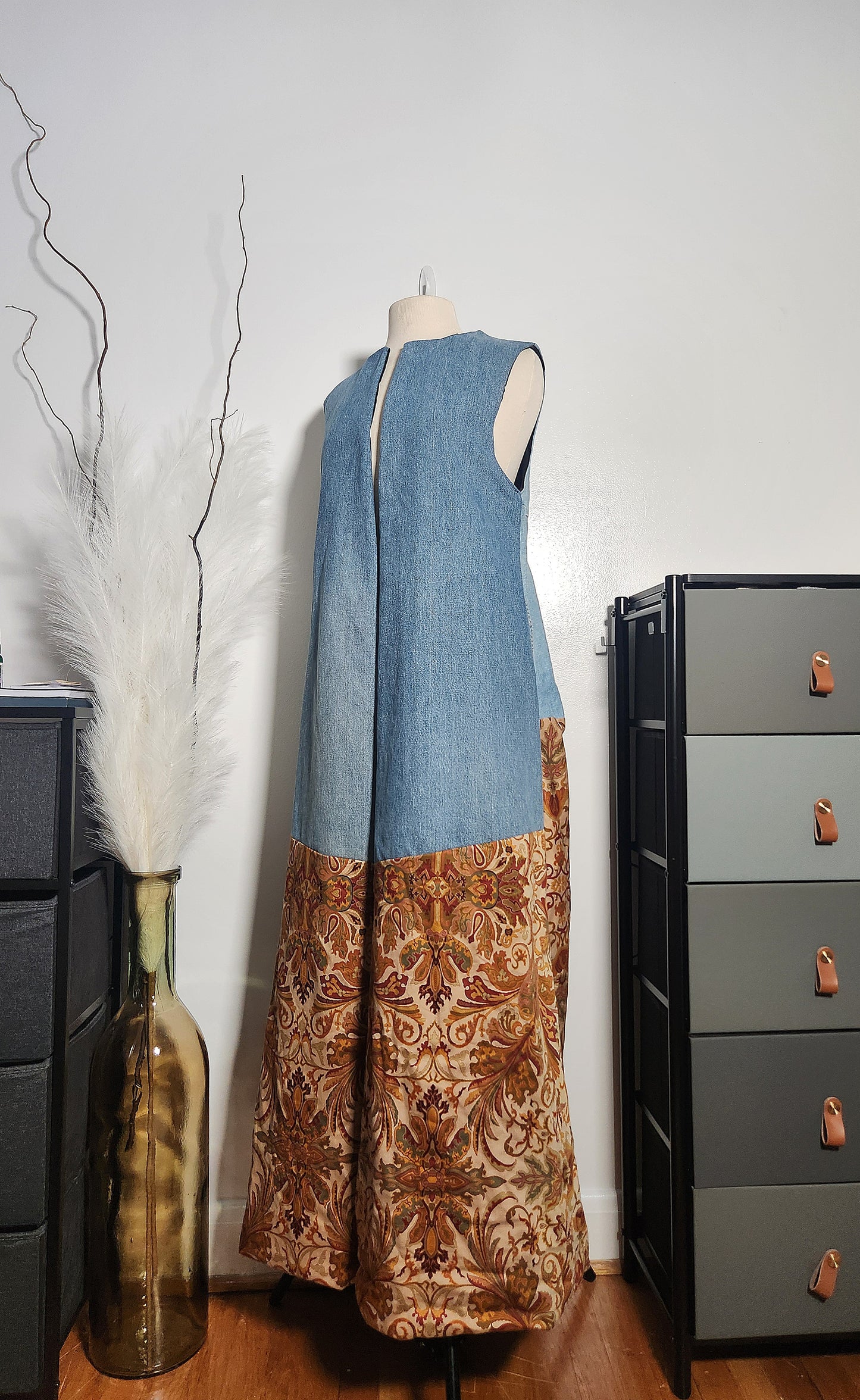"Carly" Vest