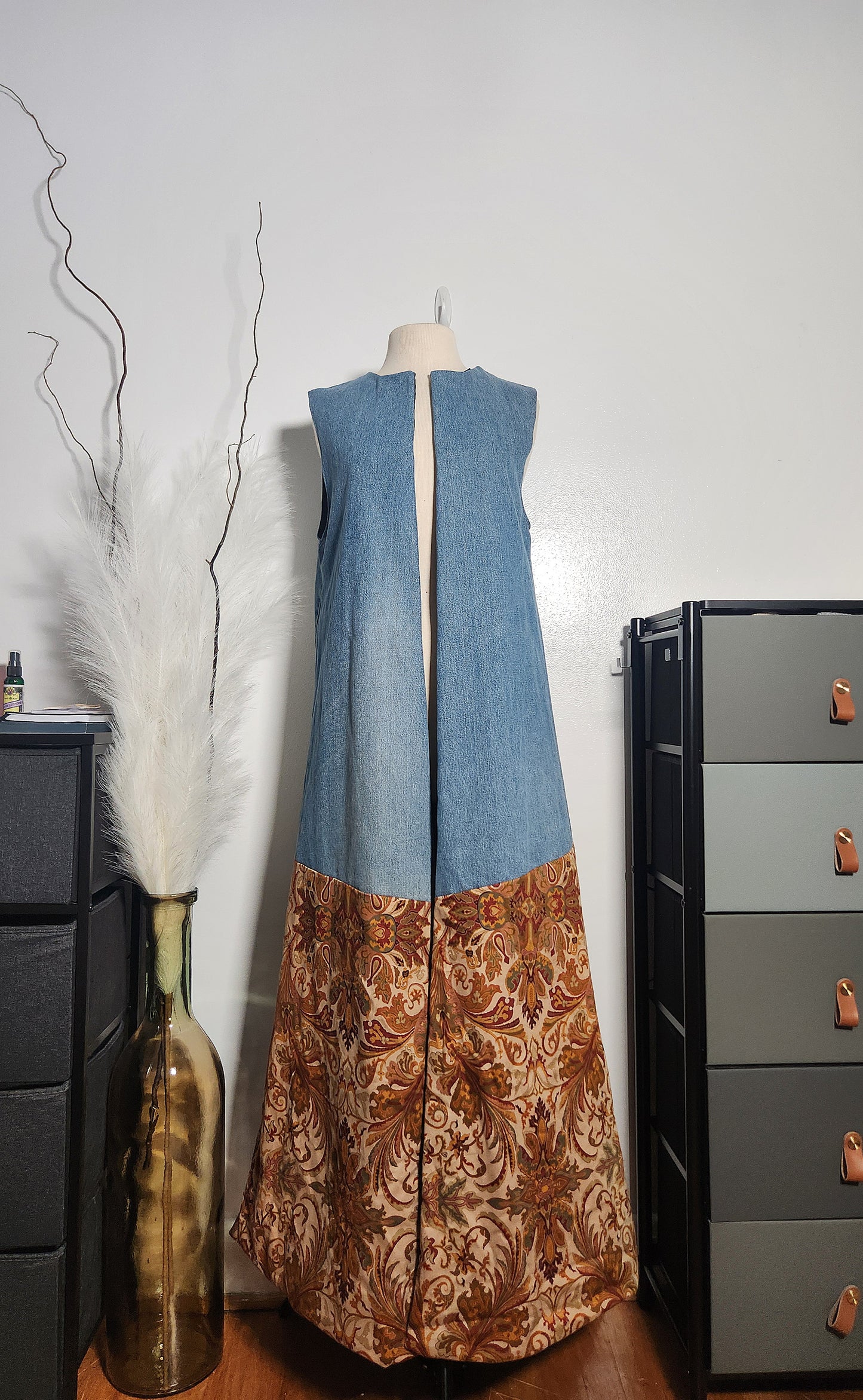 "Carly" Vest